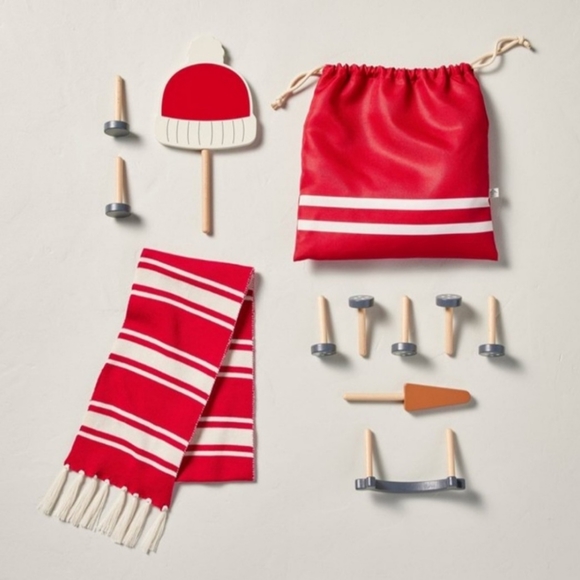 Hearth and hand build a snowman set - Picture 1 of 8